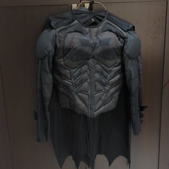 Rubie's Black & Gold Batman Costume - NWT Size L 10-12 Kids - Picture 2 of 5